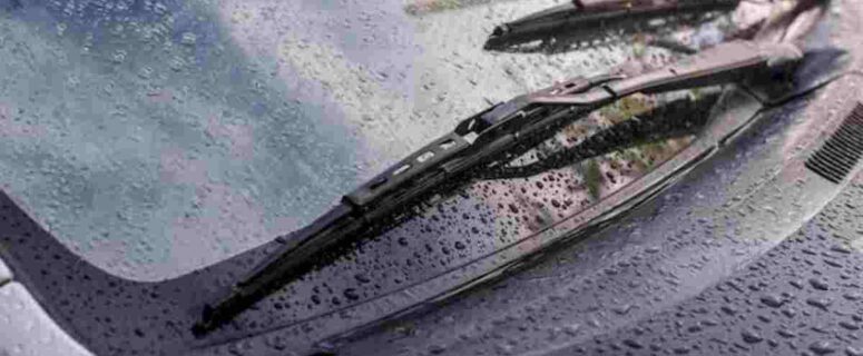 What to do if your windshield wipers stop working in the rain